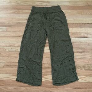 Abercrombie & Fitch Wide Leg Pants Womens Small Olive Green Travel Minimalist